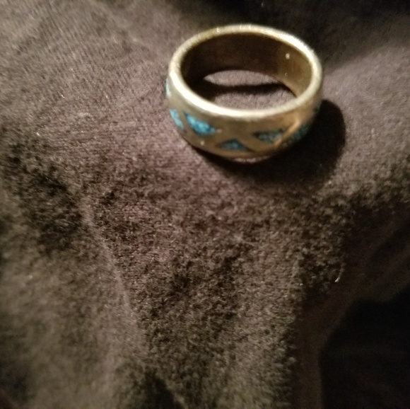 Ring - Picture 2 of 2